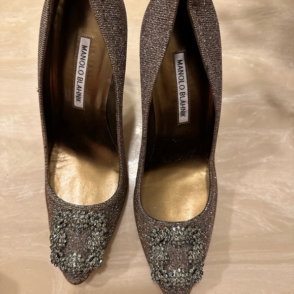 Manolo Blahnik Silver Embellished Pumps - Picture 6 of 11